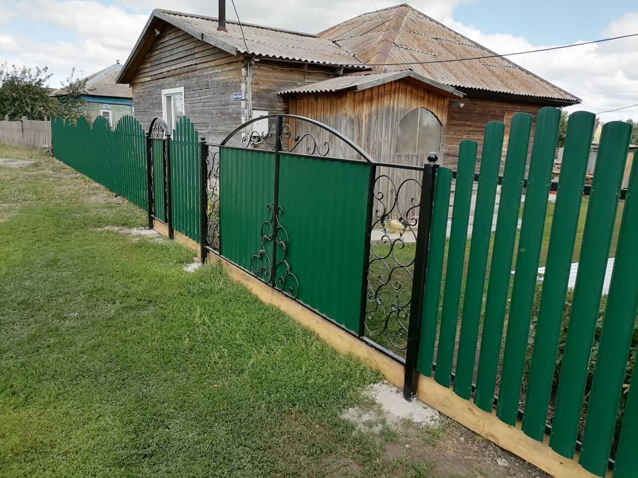 забор из штакетника Зеленый Мох фото3 в Альметьевске