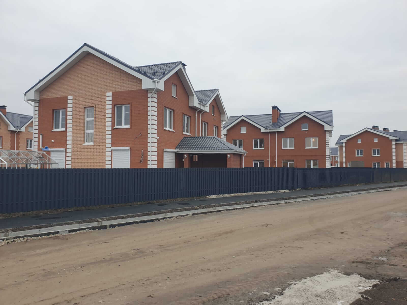 Забор из штакетника 230м Серый Графит фото6 в Альметьевске