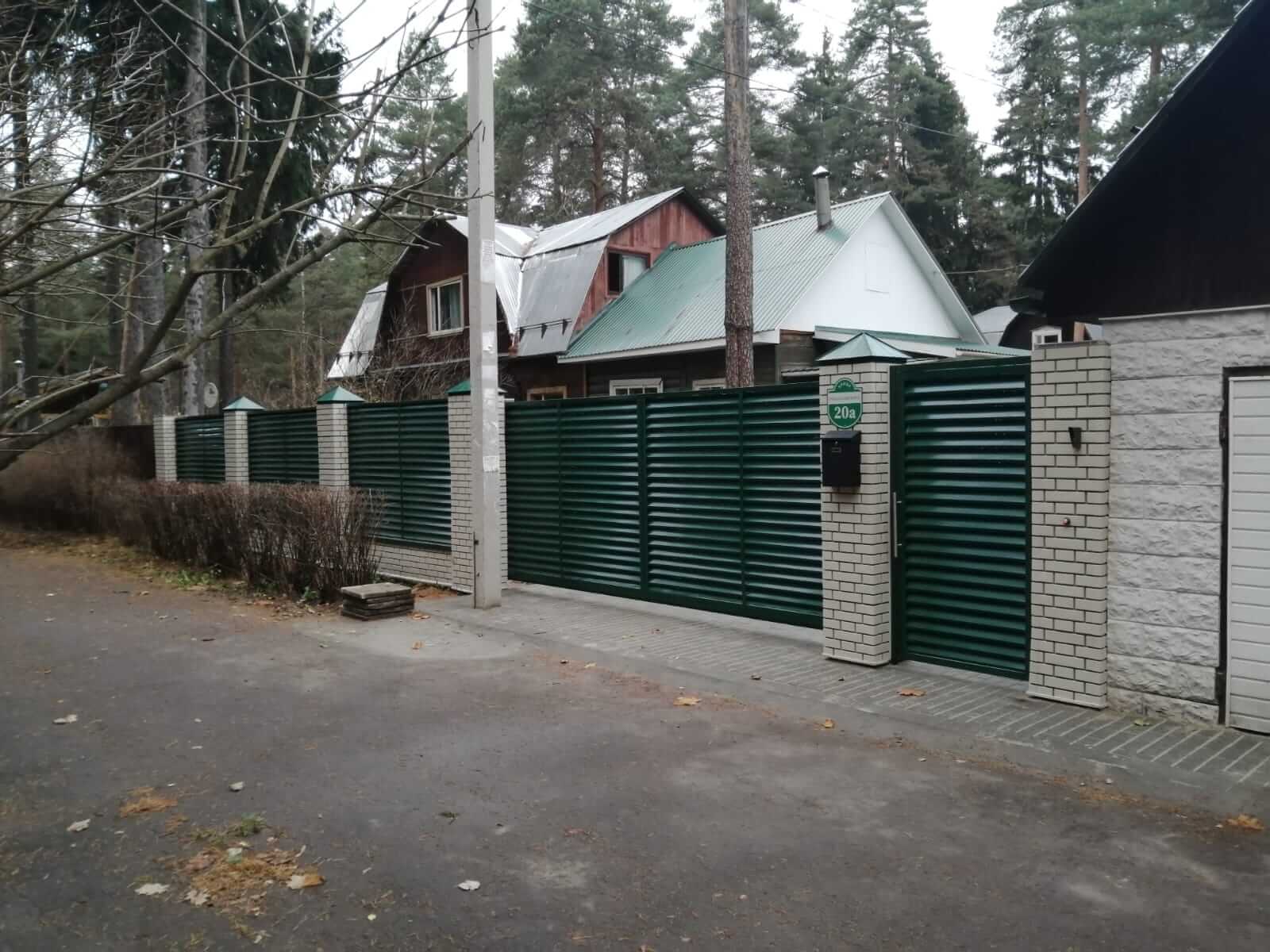 Забор-жалюзи с ламелями ЭКО-Z Зеленый Мох фото1 в Альметьевске
