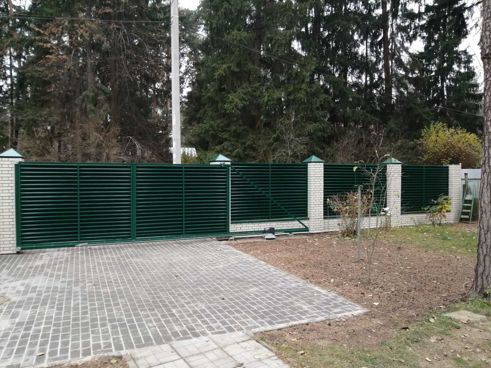 Забор-жалюзи с ламелями ЭКО-Z Зеленый Мох фото5 в Альметьевске