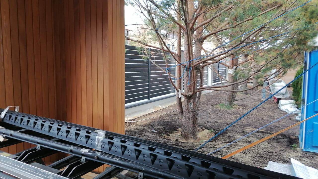 Забор-ранчо из металлопланкена 36м RAL7024 Серый Графит фото 2 в Альметьевске