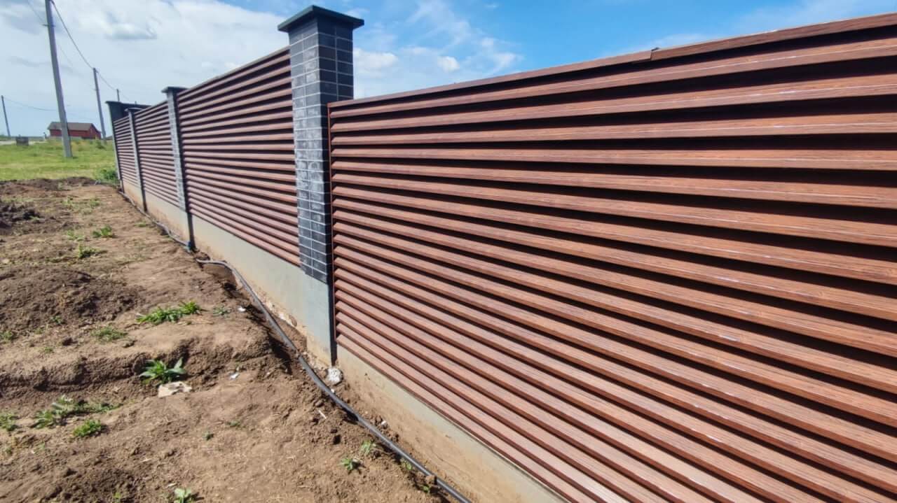 Забор-жалюзи из ламелей 54м ЭКО-Z Античный Дуб (SteelArt) в Альметьевске