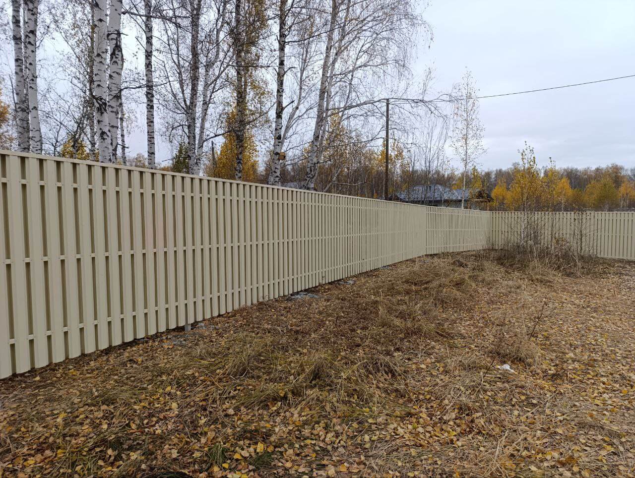 Забор из евроштакетника 140м RAL1015/1015 Слоновая Кость двусторонний фото 1 в Альметьевске