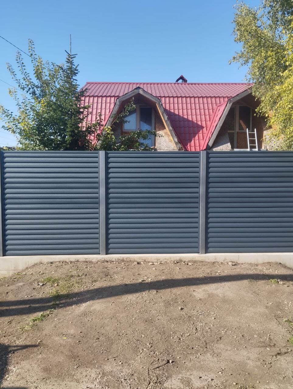Забор-жалюзи из ламелей Реснички 54м RAL7024/7024 Серый Графит двусторонний МАТТЕ в Альметьевске
