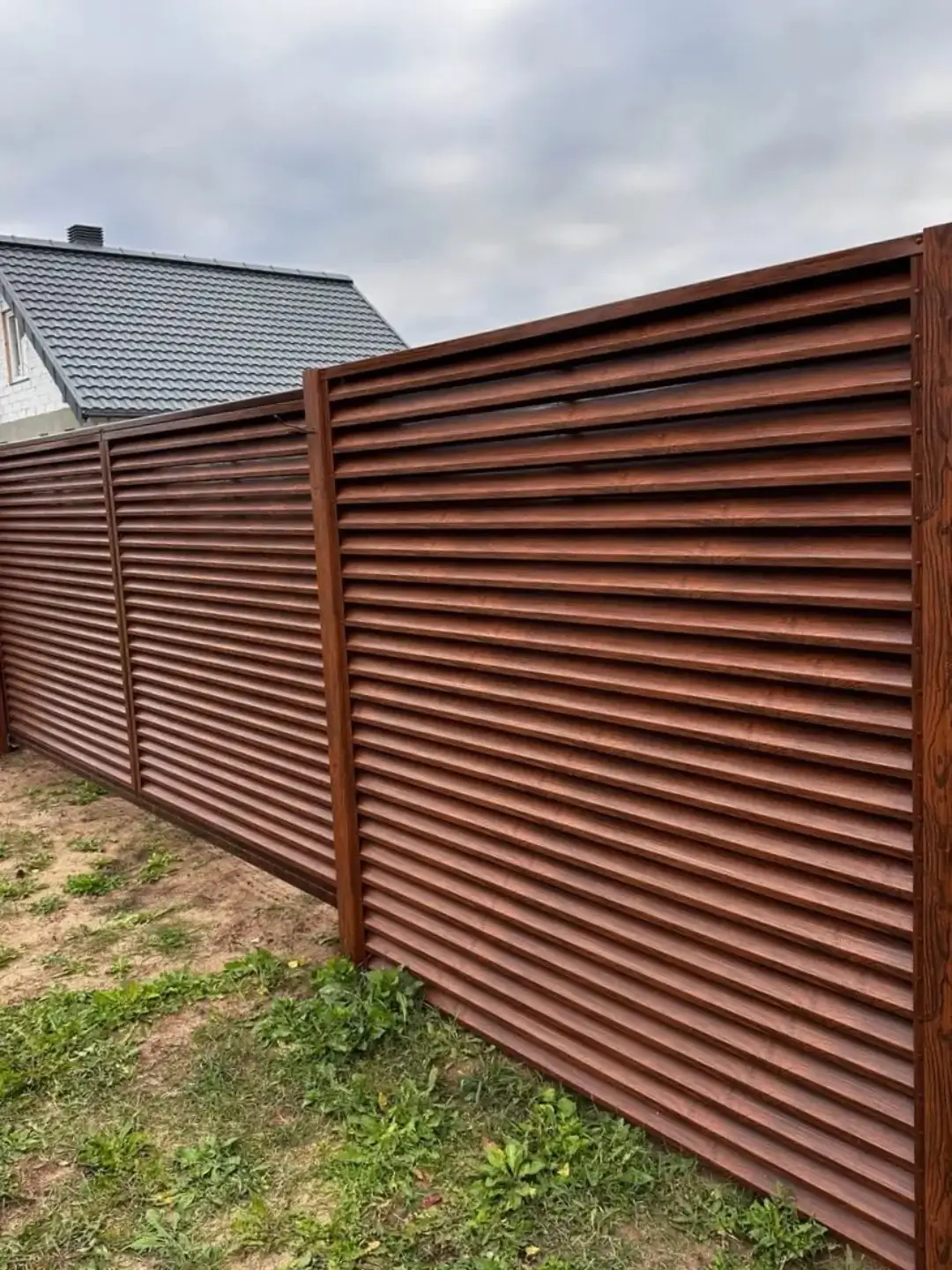 Забор-жалюзи из ламелей ЭКО-Z 58м Темный Дуб 3D Принтек фото 1 в Альметьевске