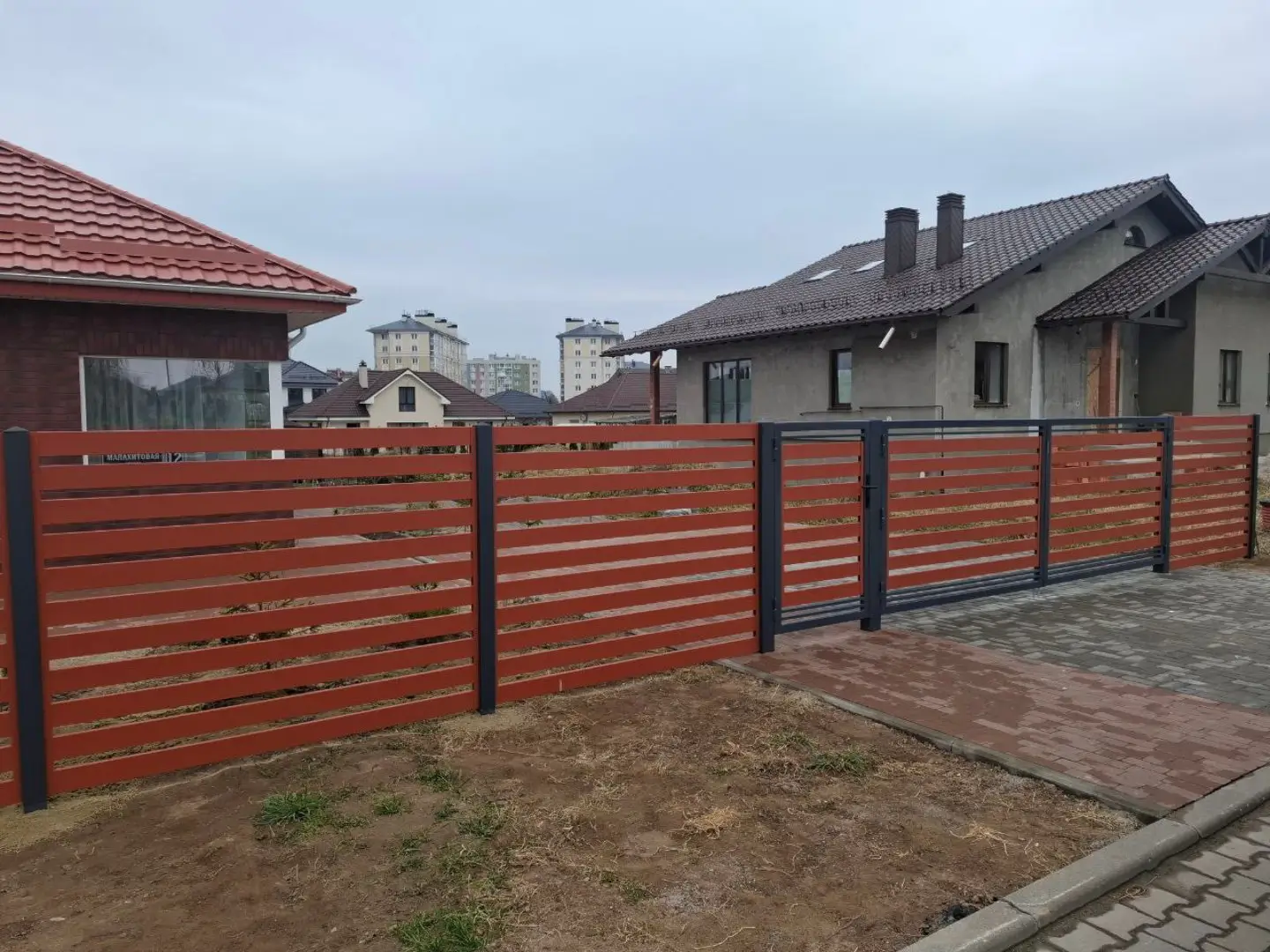 Забор-ранчо из металлопланкена 18м RAL8004 Терракотовый в Альметьевске